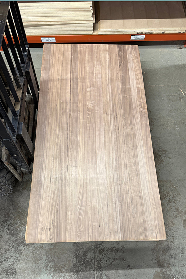 Walnut Plywood - Plank Effect