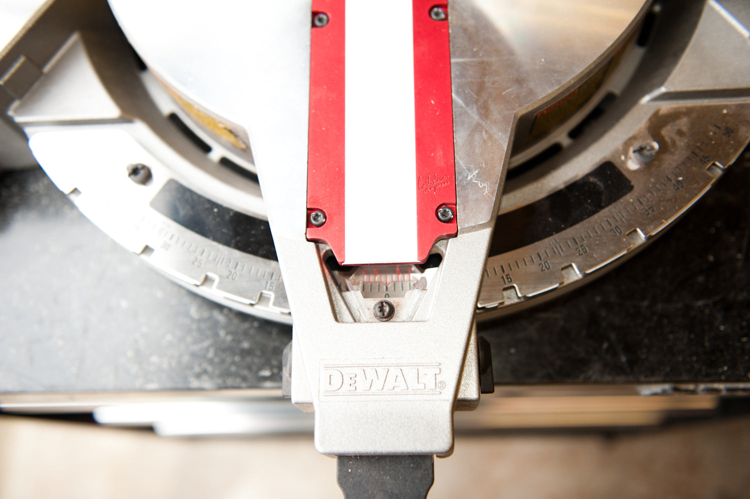 Colliflower - Dewalt Miter Saw Zero-Clearance Plate